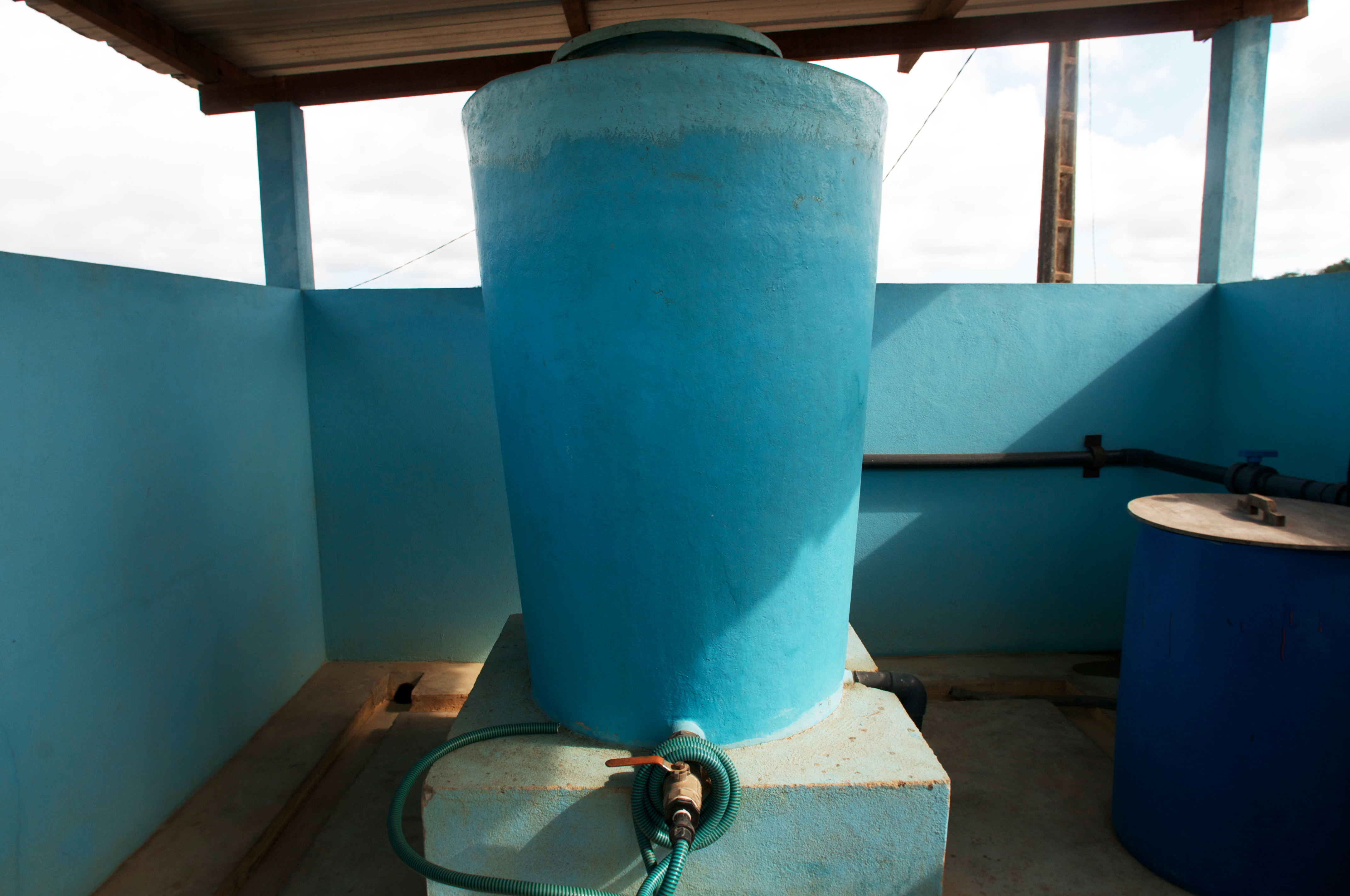 LA POLITIQUE D'ADDUCTION EN EAU POTABLE À LA SOGB